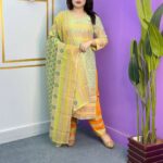 আড়ং বুটিক্স রেডিমেড থ্রি-পিস।